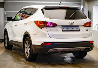 Подержанный автомобиль Hyundai Santa Fe 2013 года (6 фото)