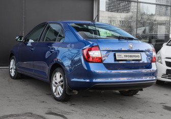 Подержанный автомобиль Skoda Rapid Liftback 2017 года (6 фото)