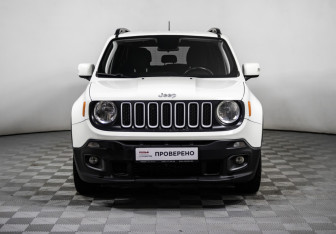 Подержанный автомобиль Jeep Renegade 2018 года (2 фото)