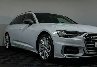 Подержанный автомобиль Audi S6 Wagon 2019 года (25 фото)