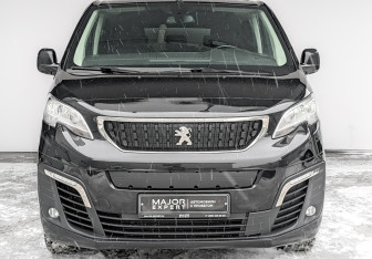 Подержанный автомобиль Peugeot Traveller 2022 года (2 фото)