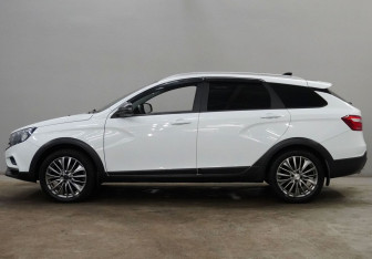 Подержанный автомобиль LADA (ВАЗ) Vesta Wagon 2021 года (8 фото)
