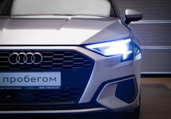 Подержанный автомобиль Audi A3 Hatchback 2021 года (27 фото)
