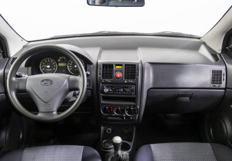 Подержанный автомобиль Hyundai Getz 2007 года (12 фото)