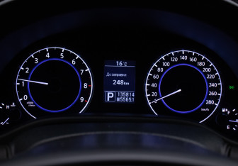 Подержанный автомобиль Infiniti G Sedan 2013 года (12 фото)