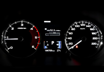 Подержанный автомобиль Mitsubishi Pajero Sport 2018 года (13 фото)