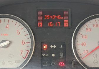 Подержанный автомобиль Renault Logan Sedan 2010 года (13 фото)
