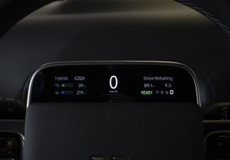 Подержанный автомобиль LiXiang L7 2023 года (13 фото)