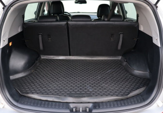 Подержанный автомобиль Kia Sportage 2013 года (21 фото)