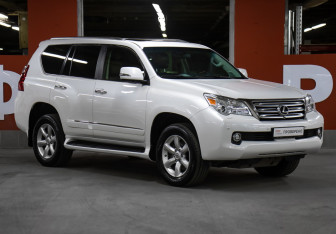 Подержанный автомобиль Lexus GX 2013 года (3 фото)