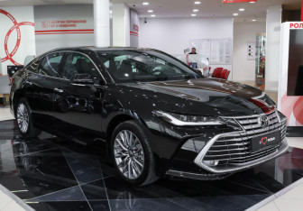 Новый Toyota Avalon 2025 (3 фото)