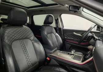 Подержанный автомобиль Exeed TXL 2022 года (10 фото)