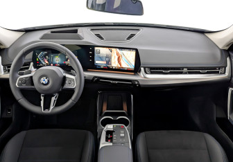 Новый BMW X1 2025 (10 фото)
