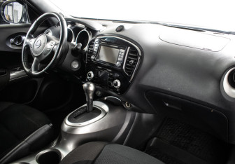 Подержанный автомобиль Nissan Juke 2013 года (9 фото)