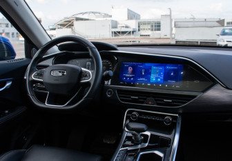 Подержанный автомобиль Geely Tugella 2021 года (11 фото)