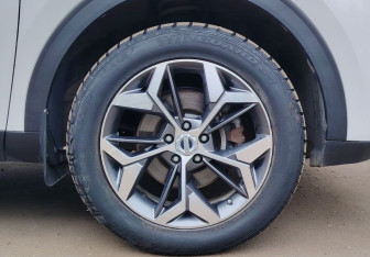 Подержанный автомобиль Haval F7 2021 года (17 фото)