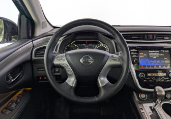 Подержанный автомобиль Nissan Murano Suv 2022 года (22 фото)