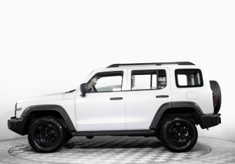 Подержанный автомобиль Tank 300 2024 года (11 фото)