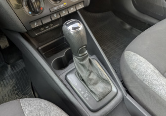 Подержанный автомобиль Skoda Rapid Liftback 2021 года (25 фото)