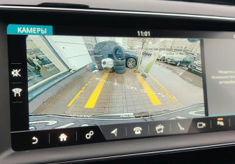 Подержанный автомобиль Jaguar F-Pace 2020 года (12 фото)