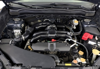 Подержанный автомобиль Subaru Forester Suv 2015 года (9 фото)