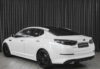 Подержанный автомобиль Kia Optima Sedan 2015 года (7 фото)