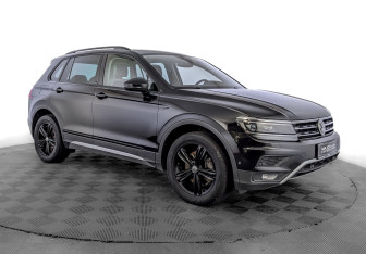 Подержанный автомобиль Volkswagen Tiguan 2019 года (3 фото)