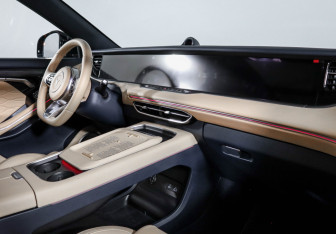 Подержанный автомобиль Voyah Free 2023 года (9 фото)