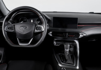 Подержанный автомобиль Kaiyi E5 2023 года (12 фото)