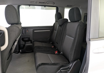 Подержанный автомобиль Honda Stepwgn 2018 года (11 фото)