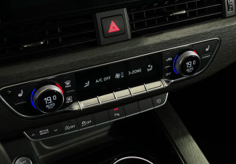 Подержанный автомобиль Audi A5 Liftback 2021 года (18 фото)