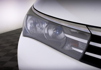 Подержанный автомобиль Toyota Corolla Sedan 2015 года (17 фото)