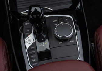 Подержанный автомобиль BMW X3 2021 года (16 фото)
