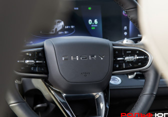 Подержанный автомобиль Chery Arrizo 8 2023 года (11 фото)