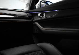 Подержанный автомобиль Changan UNI-K 2024 года (23 фото)