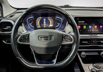 Подержанный автомобиль Geely Coolray 2022 года (20 фото)