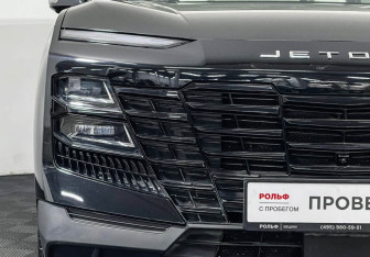 Подержанный автомобиль Jetour Dashing 2023 года (19 фото)