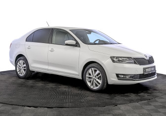 Подержанный автомобиль Skoda Rapid Liftback 2018 года (3 фото)