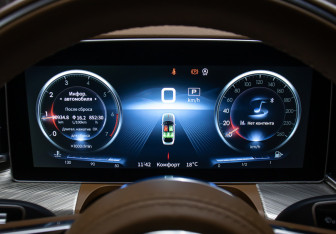 Подержанный автомобиль Hongqi H9 2023 года (12 фото)