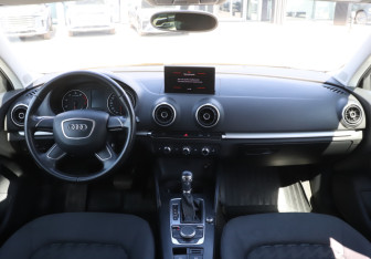 Подержанный автомобиль Audi A3 Hatchback 2013 года (12 фото)