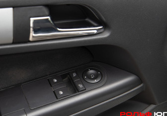 Подержанный автомобиль Opel Astra Sedan 2010 года (15 фото)