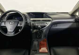 Подержанный автомобиль Lexus RX 2010 года (12 фото)