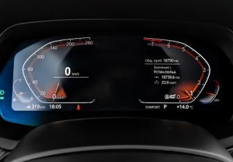 Подержанный автомобиль BMW X6 2023 года (16 фото)