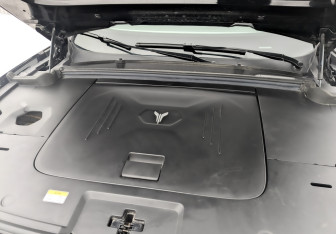 Подержанный автомобиль Voyah Free 2022 года (9 фото)