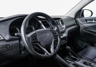 Подержанный автомобиль Hyundai Tucson 2017 года (7 фото)