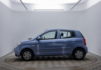 Подержанный автомобиль Kia Picanto 2010 года (8 фото)