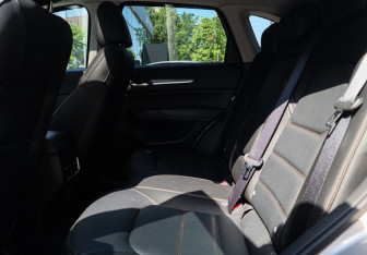 Подержанный автомобиль Mazda CX-5 2024 года (8 фото)