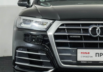 Подержанный автомобиль Audi Q5 2017 года (20 фото)
