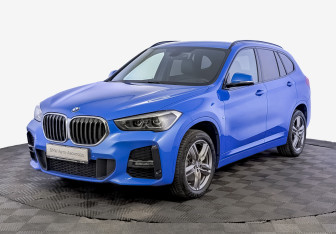 Подержанный автомобиль BMW X1 2021 года (1 фото)