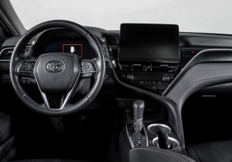Подержанный автомобиль Toyota Camry Sedan 2023 года (12 фото)
